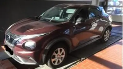 Gebraucht Nissan Juke N-Connecta 114 PS (83 kW) 2021 Rot SUV