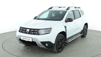 Weiß Gebraucht 2022 Dacia Duster Extreme SUV | 20.240 € (Fairer Preis)