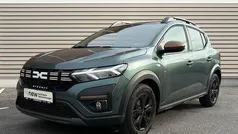 Grün Gebraucht 2025 Dacia Sandero Extreme Limousine | 18.790 € (Fairer Preis)