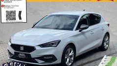 Glacial weiß metallic Neu 2025 Seat Leon Limousine | 29.990 € (Fairer Preis)