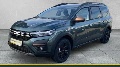 Grün Gebraucht 2024 Dacia Jogger Extreme Van / Kleinbus | 23.890 € (Fairer Preis)