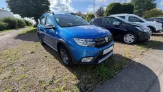 Bleu dazurite Gebraucht 2017 Dacia Sandero Celebration Kleinwagen | 10.990 € (Teuer)