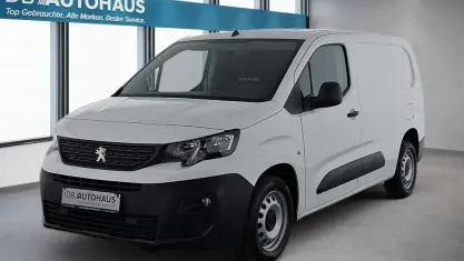 Gebraucht Peugeot Partner Premium 102 PS (75 kW) 2021 Weiß Van / Kleinbus