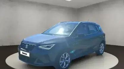 Gebraucht Seat Arona FR 110 PS (80 kW) 2022 Magnetic grau metallic/midnigh SUV