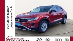 Rot Gebraucht 2024 VW T-Roc Life SUV | 23.450 € (Guter Preis)