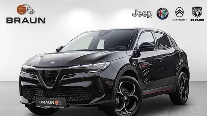 Nero tortona Gebraucht 2025 Alfa Romeo GT Junior Edizione Speciale Kleinwagen | 28.850 € (Guter Preis)