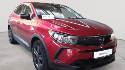 Gebraucht Opel Grandland X Business Edition 131 PS (96 kW) 2022 Rubin rot metallic SUV