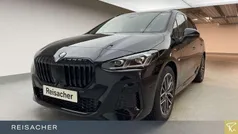 Gebraucht 2024 BMW 218 Active Tourer Comfort Edition Van / Kleinbus | 38.899 € (Fairer Preis)