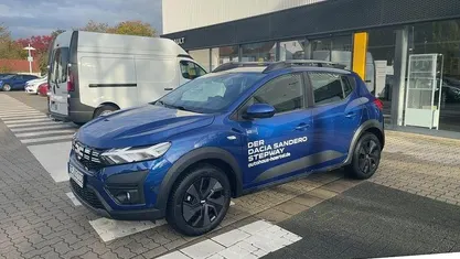 Gebraucht Dacia Sandero Expression 91 PS (66 kW) 2025 Ironblau metallic (blau) (blau) Limousine