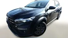 Perlmuttschwarz Gebraucht 2021 Dacia Sandero Essentiel Kleinwagen | 12.021 €