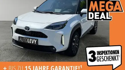 Gebraucht Toyota Yaris Cross Team 92 PS (67 kW) 2023 Weiß SUV