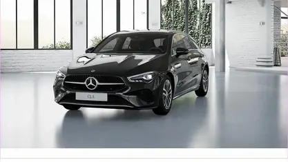 Unilack nachtschwarz Gebraucht 2024 Mercedes CLA200 Shooting Brake Kombi | 31.240 € (Guter Preis)