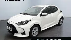 Weiß Gebraucht 2023 Toyota Yaris Comfort Kleinwagen | 14.480 € (Guter Preis)