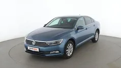 Blau Gebraucht 2018 VW Passat Comfortline Limousine | 20.420 € (Fairer Preis)