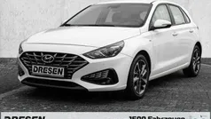 Gebraucht 2023 Hyundai i30 Trend Limousine | 17.690 € (Fairer Preis)