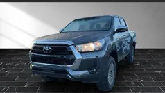 Grau Neu 2025 Toyota HiLux Comfort Abholung | 47.990 € (Fairer Preis)