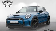 Island blue metallic Gebraucht 2024 Mini Cooper SE Kleinwagen | 21.900 € (Fairer Preis)