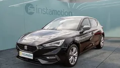 Schwarz Gebraucht 2024 Seat Leon FR Limousine | 26.650 € (Fairer Preis)