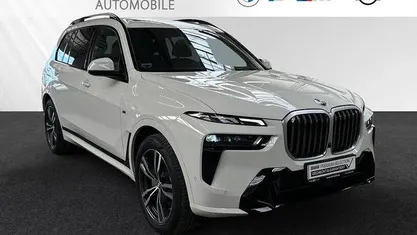 Gebraucht BMW X7 M Sport 381 PS (280 kW) 2025 Alpinweiss SUV