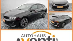 Karbon schwarz metallic Gebraucht 2024 Opel Astra GS Line Kombi | 25.849 € (Fairer Preis)