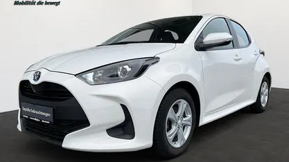 Gebraucht Toyota Yaris Hybrid Business Edition 116 PS (85 kW) 2022 Kleinwagen