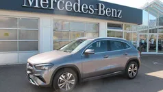Grau Gebraucht 2024 Mercedes GLA180 SUV | 38.700 € (Fairer Preis)