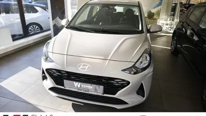 Grau Neu 2025 Hyundai i10 Kleinwagen | 16.990 € (Fairer Preis)