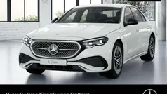 Weiß Gebraucht 2025 Mercedes E200 AMG line Limousine | 61.990 € (Fairer Preis)