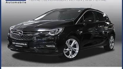 Usata Opel Astra GS Line 130 CV (95 kW) 2017 Nero Berlina