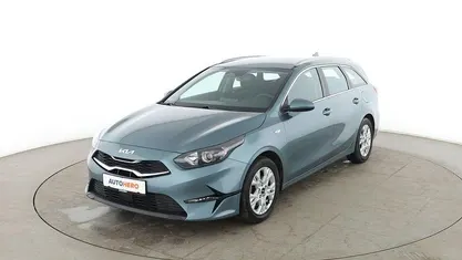 Gebraucht Kia Ceed Vision 140 PS (102 kW) 2024 Blau Kleinwagen