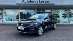 Deep black perleffekt Gebraucht 2020 VW T-Roc Style SUV | 25.370 € (Fairer Preis)