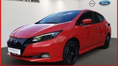 Rot schwarz Gebraucht 2022 Nissan Leaf N-Connecta Kleinwagen | 18.995 € (Fairer Preis)