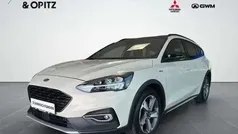 Metropolis weiß Gebraucht 2022 Ford Focus Active X Limousine | 22.451 € (Fairer Preis)