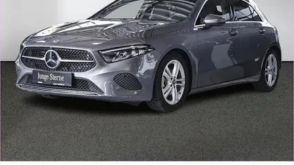 Gebraucht 2024 Mercedes A180 Progressive Limousine | 28.760 € (Fairer Preis)
