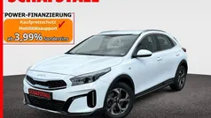 Weiss ((wd) cararraweiss) Gebraucht 2024 Kia XCeed Edition 7 SUV | 18.979 € (Superpreis)