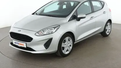 Gebraucht Ford Fiesta Cool & Connect 86 PS (63 kW) 2018 Grau Kleinwagen