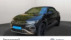 Schwarz Gebraucht 2024 VW T-Roc Cabriolet Style Cabrio | 35.876 € (Fairer Preis)