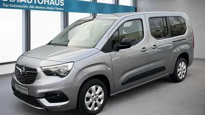 Gebraucht Opel Combo Life Elegance 131 PS (96 kW) 2022 Silber Van / Kleinbus