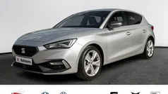 Silber Gebraucht 2022 Seat Leon FR Limousine | 24.765 € (Fairer Preis)
