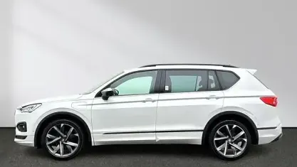 Gebraucht Seat Tarraco FR 245 PS (180 kW) 2021 Oryx weiss perlmutteffekt SUV