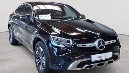 Gebraucht Mercedes GLC220 194 PS (142 kW) 2023 Schwarz Coupé