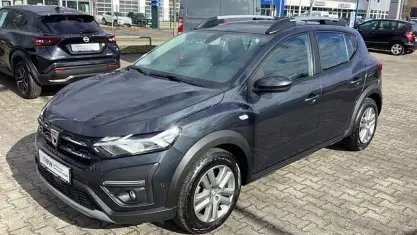Gebraucht Dacia Sandero Stepway 110 PS (80 kW) 2023 Grau Limousine