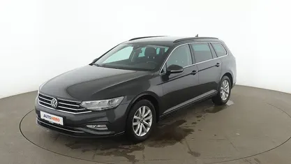 Grau Gebraucht 2021 VW Passat Business Kombi | 21.540 € (Fairer Preis)