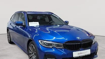 Portimao blau metallic Gebraucht 2021 BMW 320 M Sport Kombi | 28.990 € (Guter Preis)