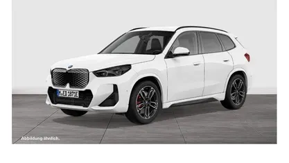 Weiß Neu 2025 BMW iX1 M Sport SUV | 50.990 € (Fairer Preis)