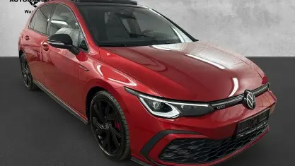 Gebraucht VW Golf VIII Style 245 PS (180 kW) 2024 Rot Limousine