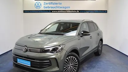 Gebraucht VW Tiguan Goal 150 PS (110 kW) 2025 Grün SUV