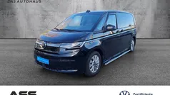 Schwarz Gebraucht 2021 VW Multivan Style Van | 59.700 €