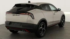 Avorio scala metallic Neu 2025 Alfa Romeo GT Junior Edizione Speciale SUV | 29.184 € (Fairer Preis)