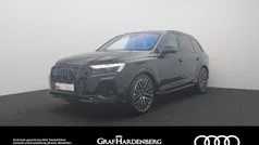 Mythosschwarz metallic Gebraucht 2024 Audi Q7 S-Line SUV | 81.980 € (Guter Preis)